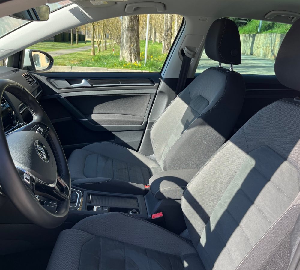 golf_338_innen-seite