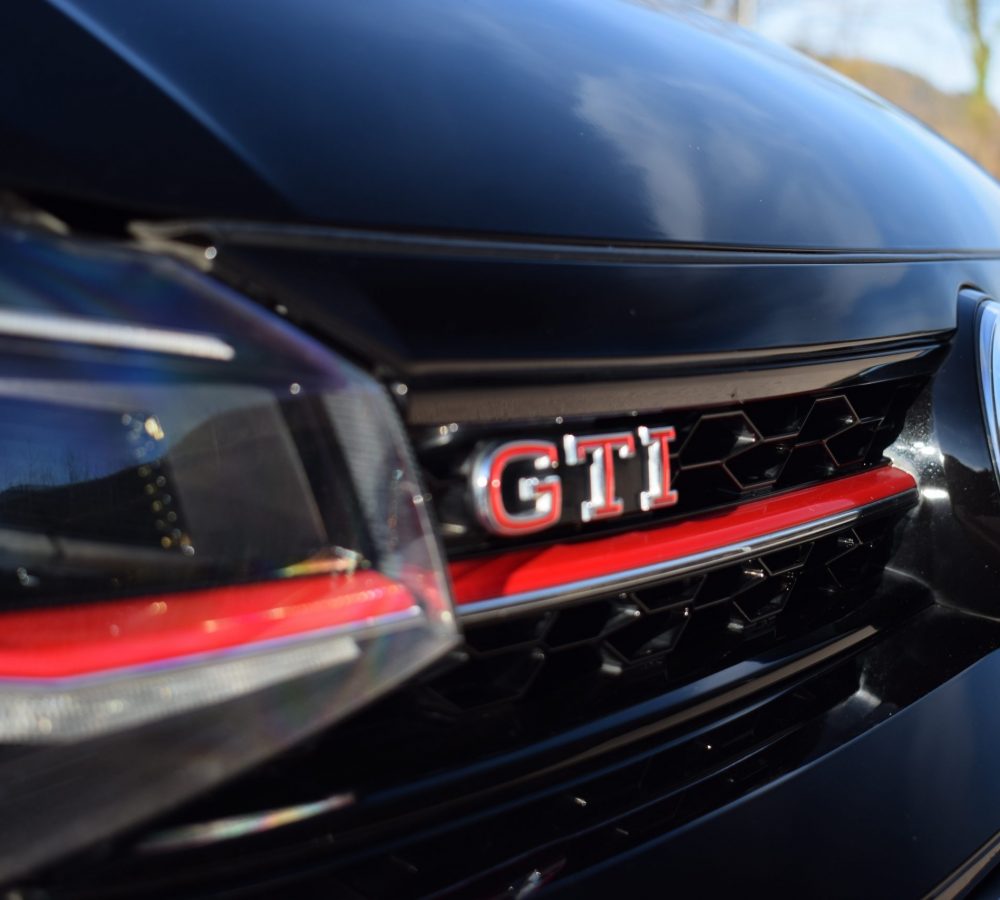 VW Polo GTI logo emblem detall